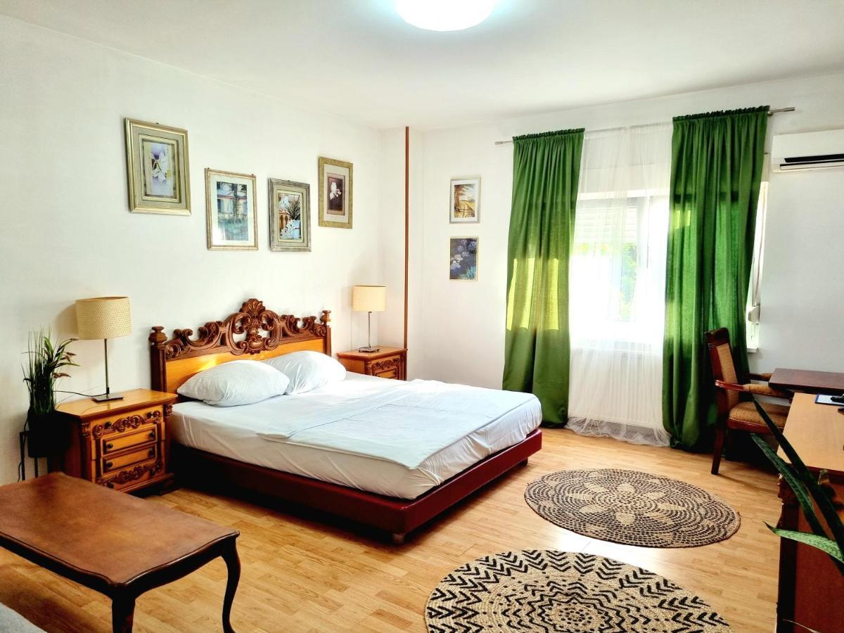 Rooms Villa Luigi Pančevo Eksteriør billede