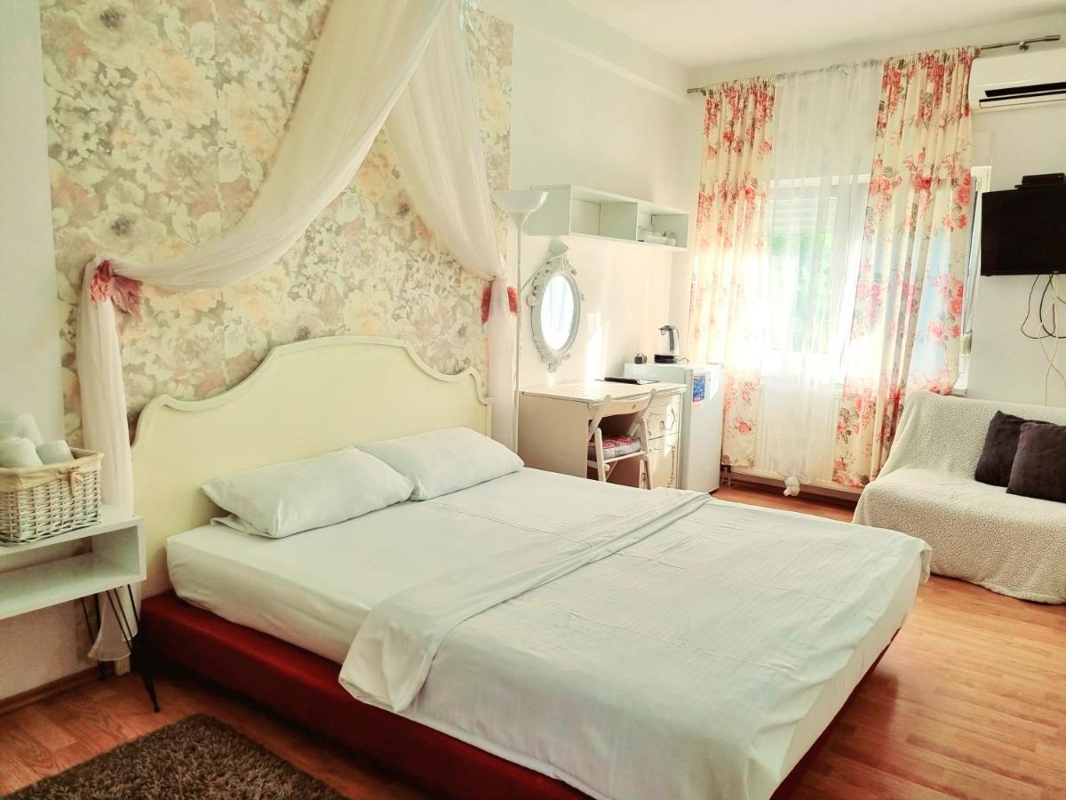 Rooms Villa Luigi Pančevo Eksteriør billede